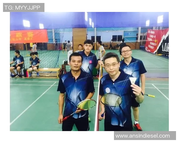 武汉羽毛球队耐力揭秘:羽毛球巨献背后的训练与坚持之路 武汉羽毛球队耐力揭秘:羽毛球巨献背后的训练与坚持之路