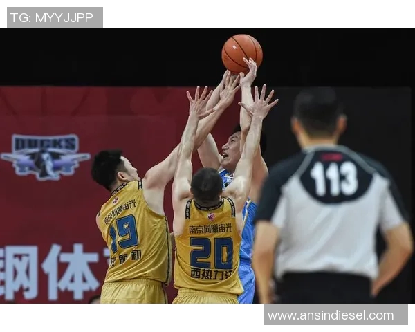 南京篮球队个人能力排名创新高引发热议球迷期待新赛季表现 南京篮球队个人能力排名创新高引发热议球迷期待新赛季表现
