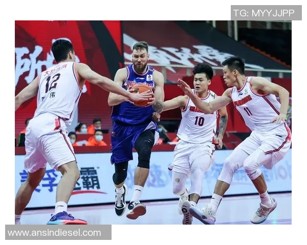 成都网球队在冠军赛中的默契配合与战术执行分析 成都网球队在冠军赛中的默契配合与战术执行分析