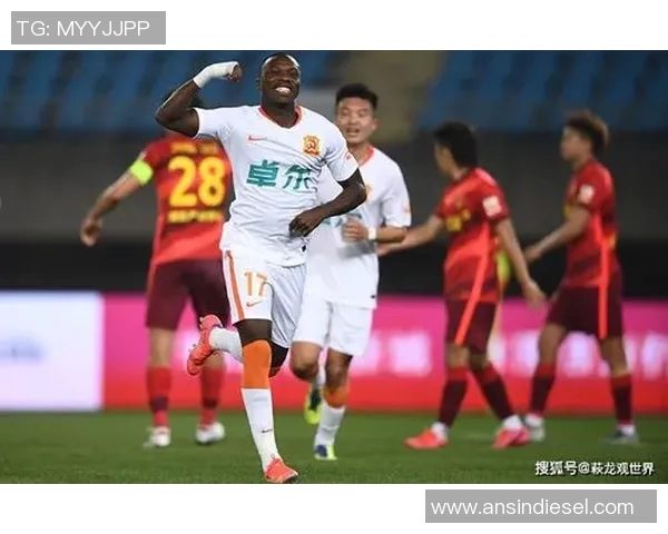 武汉足球队灵活性引发热议球迷与专家观点交锋分析 武汉足球队灵活性引发热议球迷与专家观点交锋分析