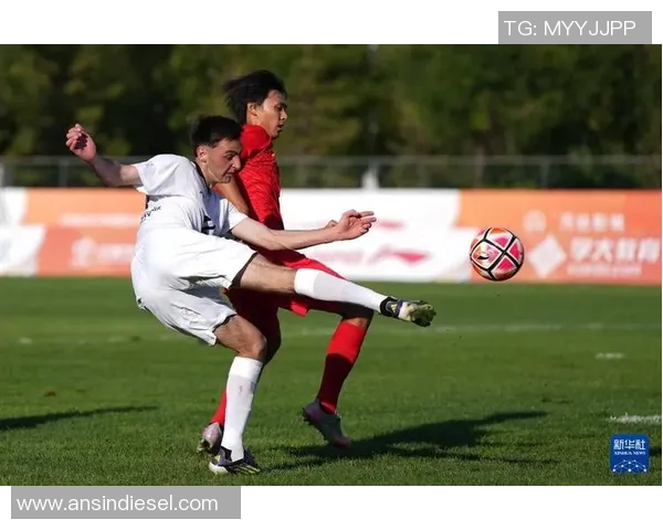 智利大学与圣安路的激烈对决展现足球魅力与青春激情 智利大学与圣安路的激烈对决展现足球魅力与青春激情