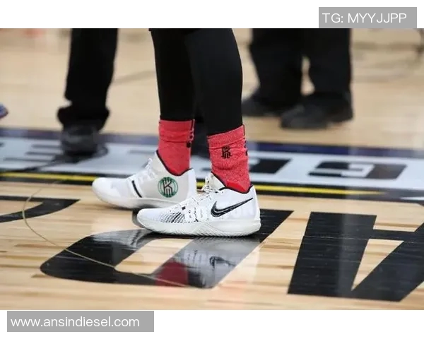 欧文新鞋发布会引发热议踩踏耐克Logo彰显艺术自由与个性表达