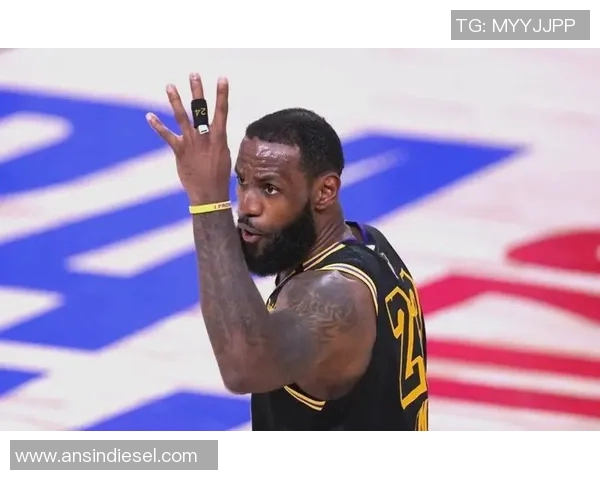 詹姆斯的篮球传奇之路：从天才少年到NBA巨星的辉煌历程