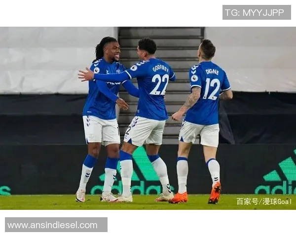 谢周三与埃弗顿激战在即谁能在英冠赛场上笑到最后