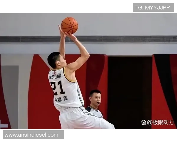 辽宁男篮与喀麦隆激战正酣比分悬念引发球迷热议