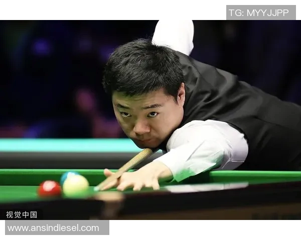 丁俊晖与颜丙涛激战正酣赛况分析与精彩瞬间回顾