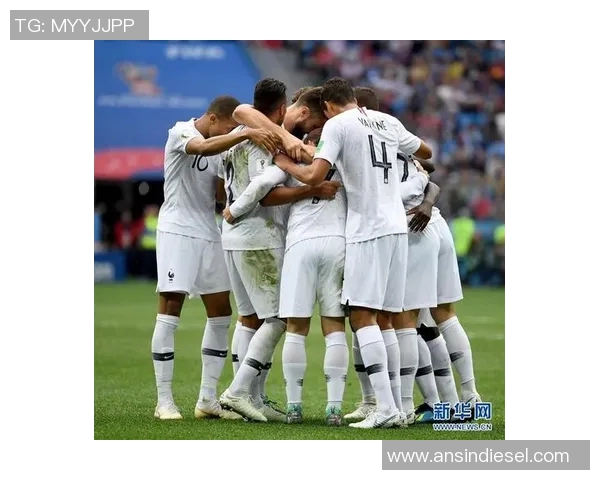 乌拉圭与法国足球对决回顾:激情碰撞与精彩瞬间的完美交融 乌拉圭与法国足球对决回顾:激情碰撞与精彩瞬间的完美交融