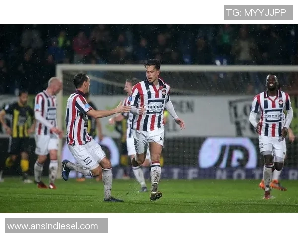 登博思与赫拉的巅峰对决谁将成为胜利者的传奇篇章